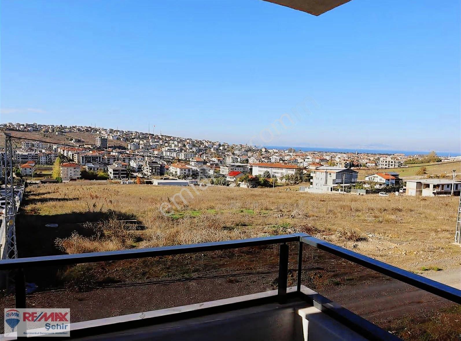 Siteler Bölgesinde Deniz Manzaralı Satılık Villa + 75 M2 Dükkan - Görsel 30