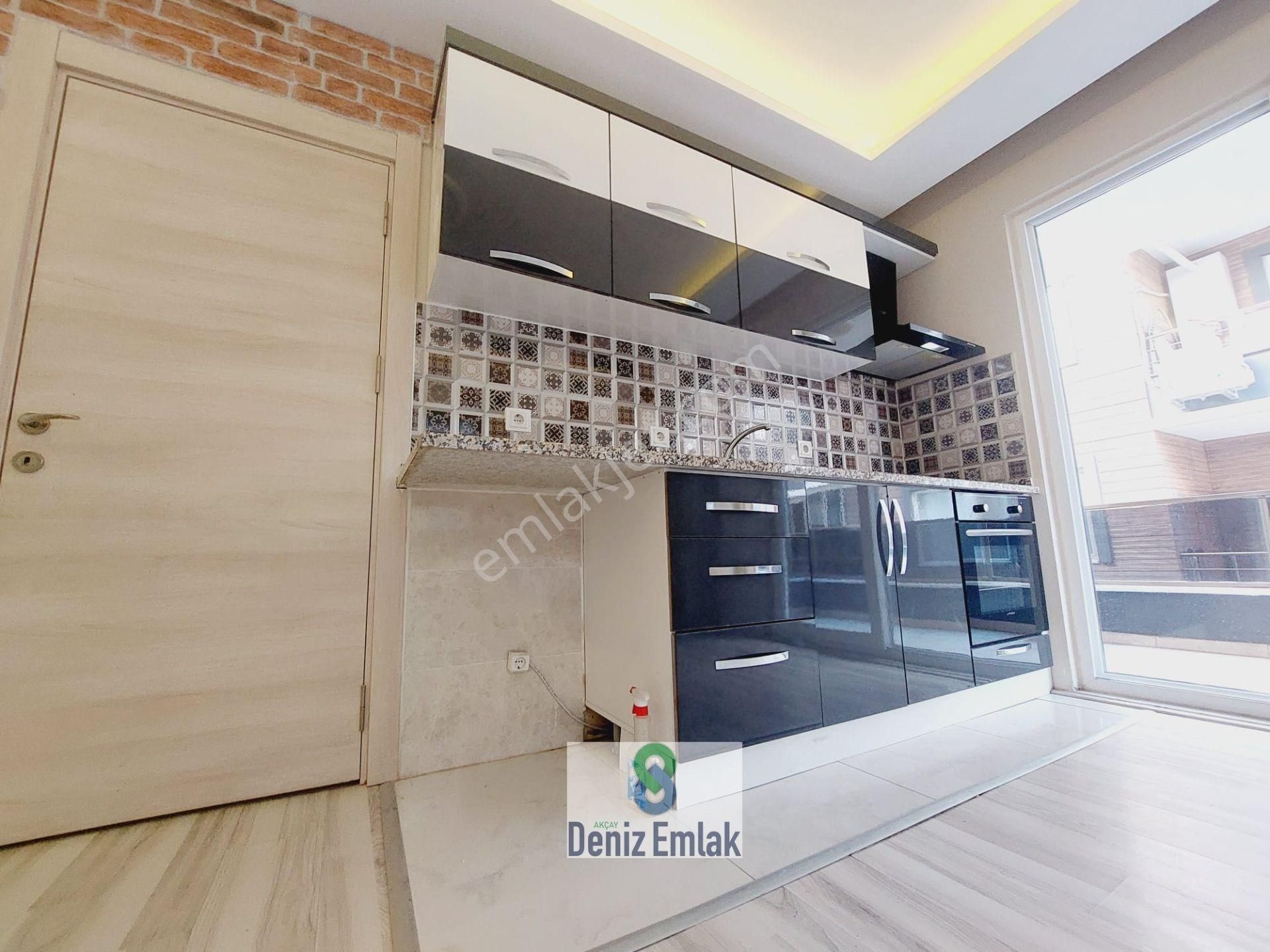 Denizden Akçayda Asansörlü Arakat Satılık 1+1 Daire. - Görsel 2