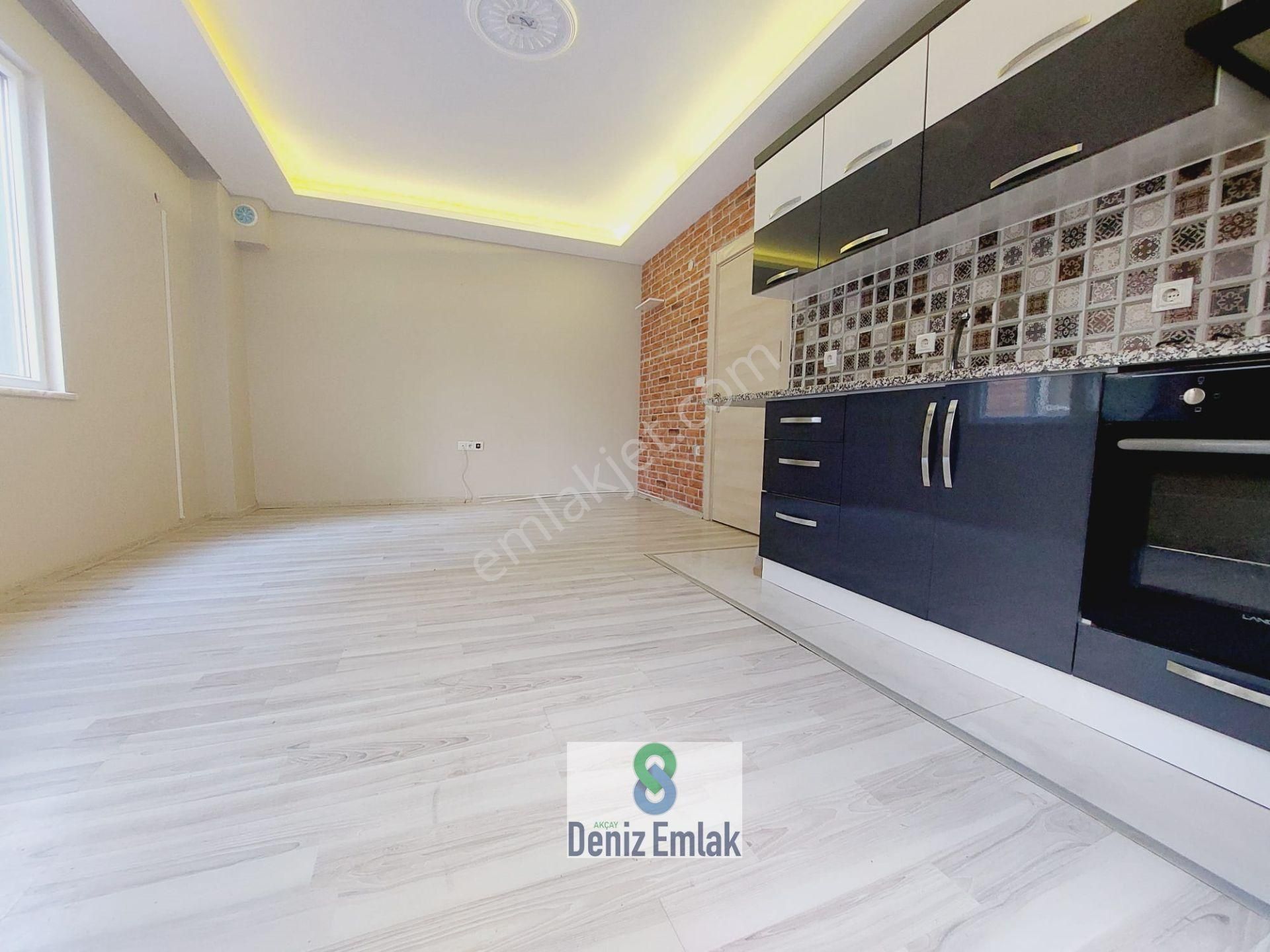 Denizden Akçayda Asansörlü Arakat Satılık 1+1 Daire. - Görsel 14