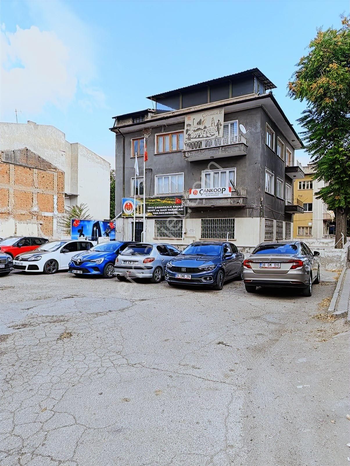 Sahabiye De Hacıkılıç Cami Karşısında Giriş Kat 3+1 Kiralık Ofis - Görsel 28