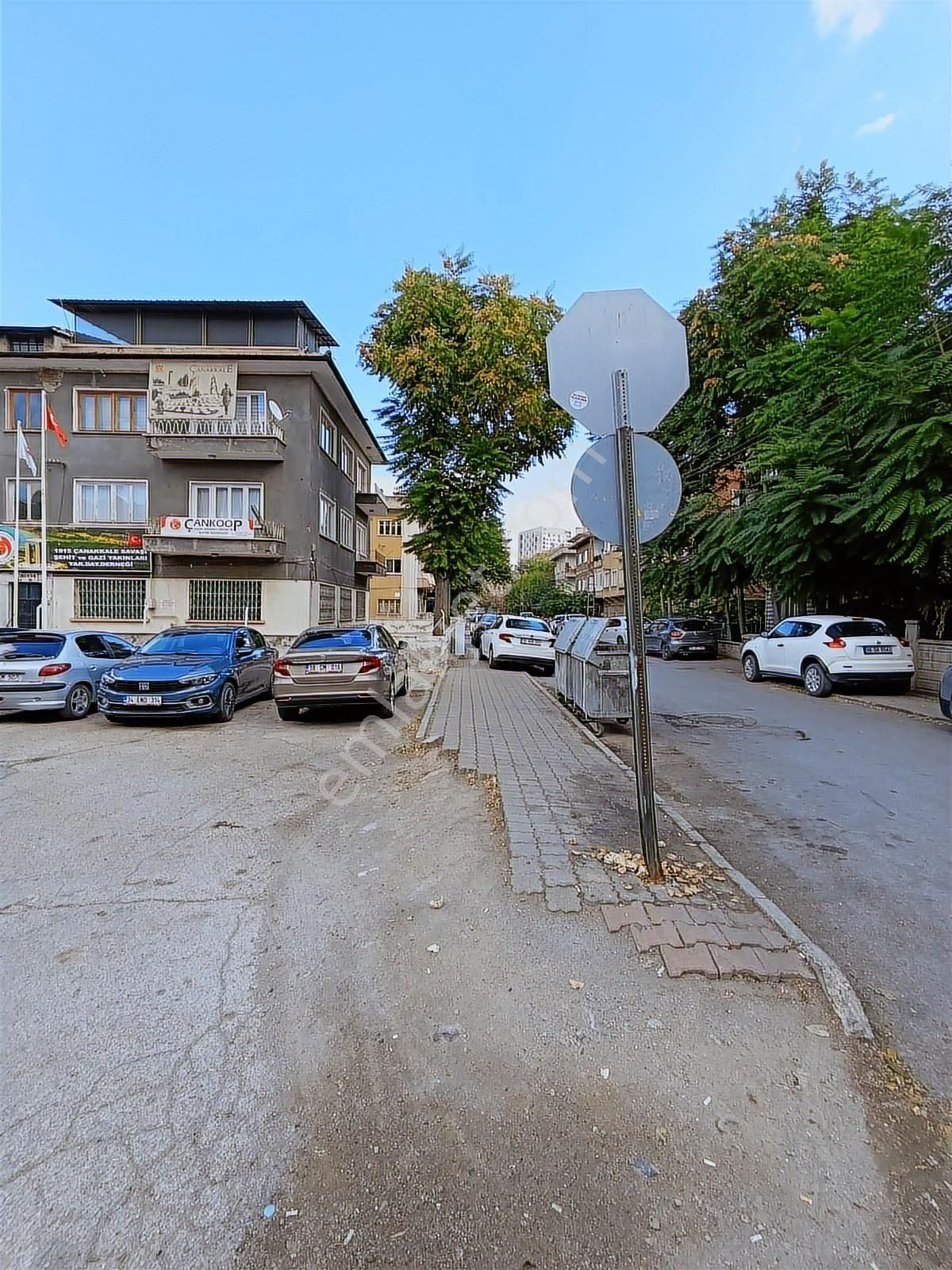 Sahabiye De Hacıkılıç Cami Karşısında Giriş Kat 3+1 Kiralık Ofis - Görsel 7