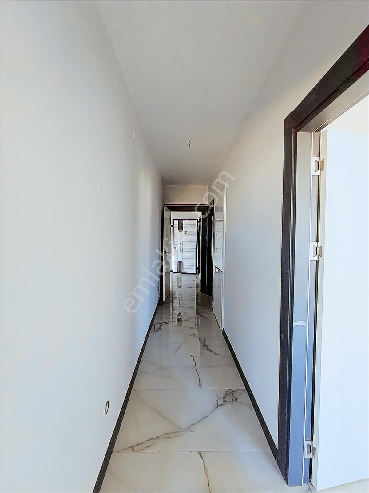 Uğurevler De Geniş 180 M2 3+1 Sıfır Hiç Oturulmamış Daire - Görsel 2