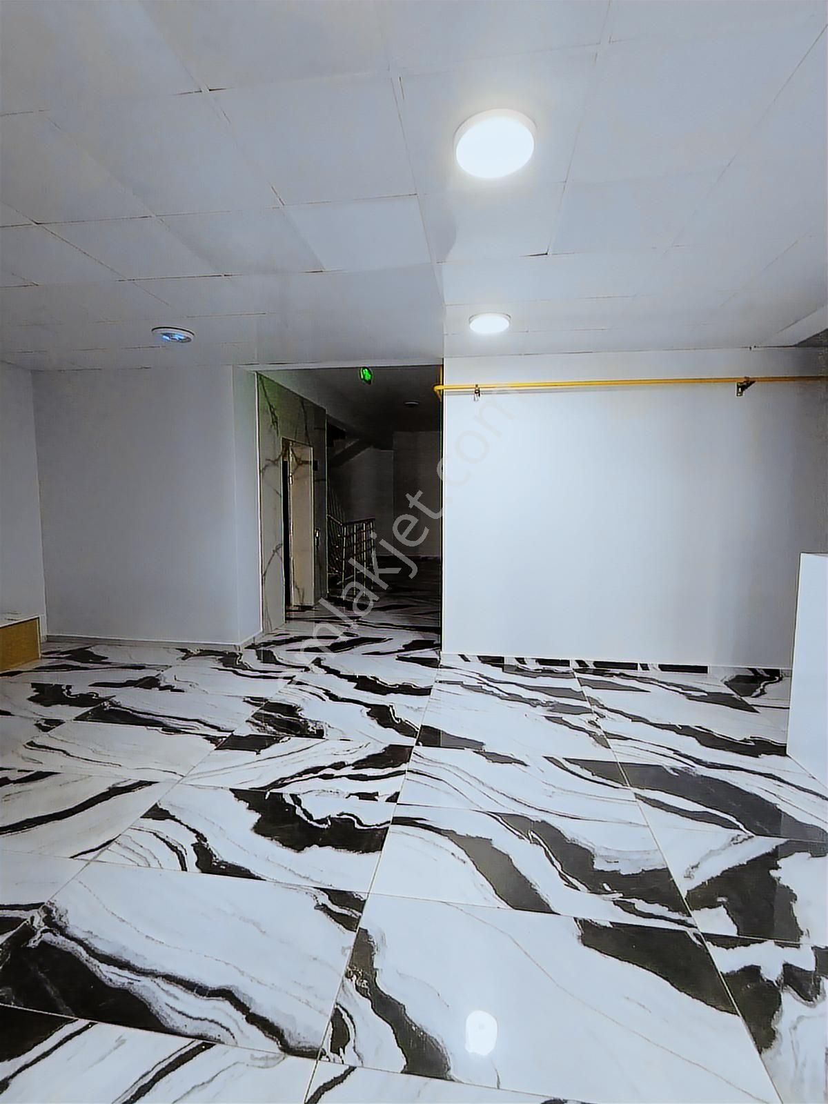 Uğurevler De Geniş 180 M2 3+1 Sıfır Hiç Oturulmamış Daire - Görsel 27