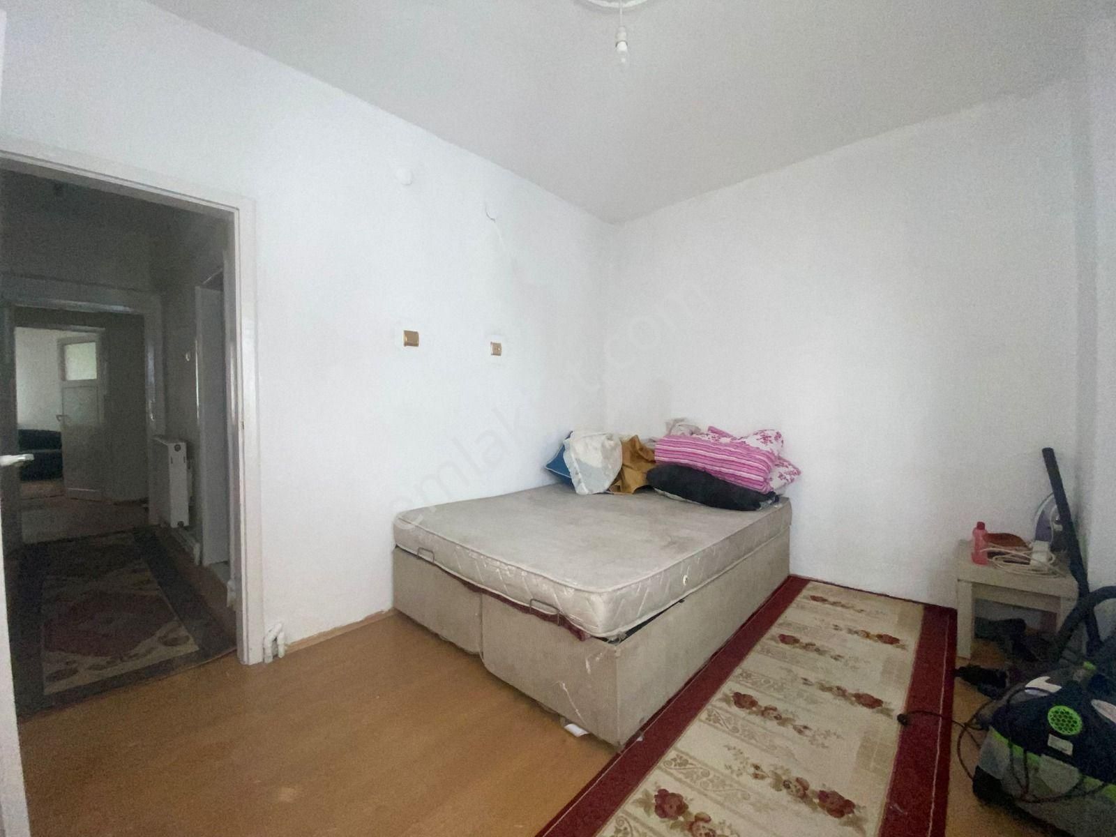 Koza Emlaktan Mareşal Çakmak Mah. Ara Katta Bağımsız Eşyalı 3+1 - Görsel 20