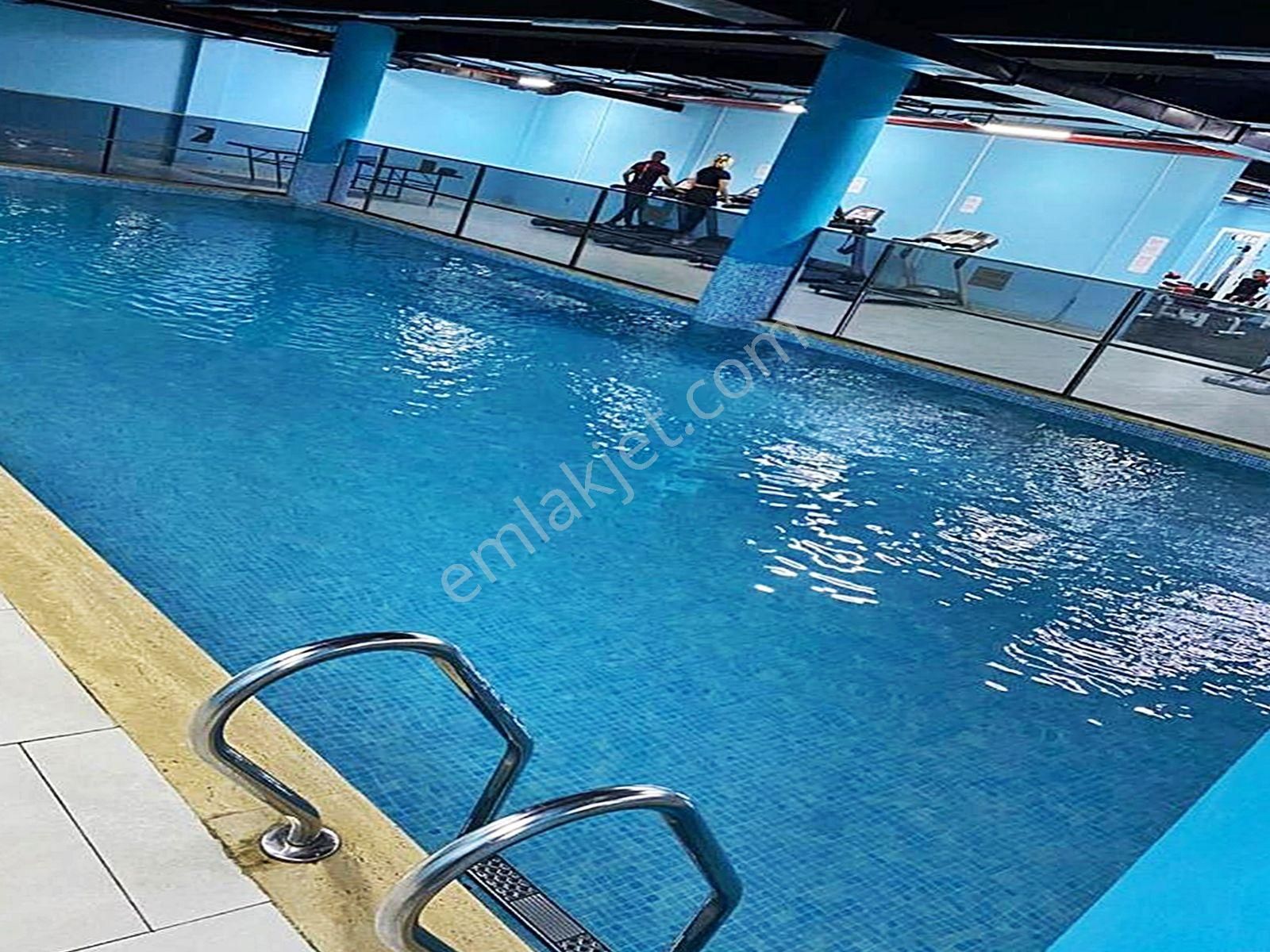 Cadde34'den Merkezi Konumda Havuzlu, Açık&kapalı Otoparklı Site İçerisinde 1+1 Satılık Kelepir Daire - Görsel 8