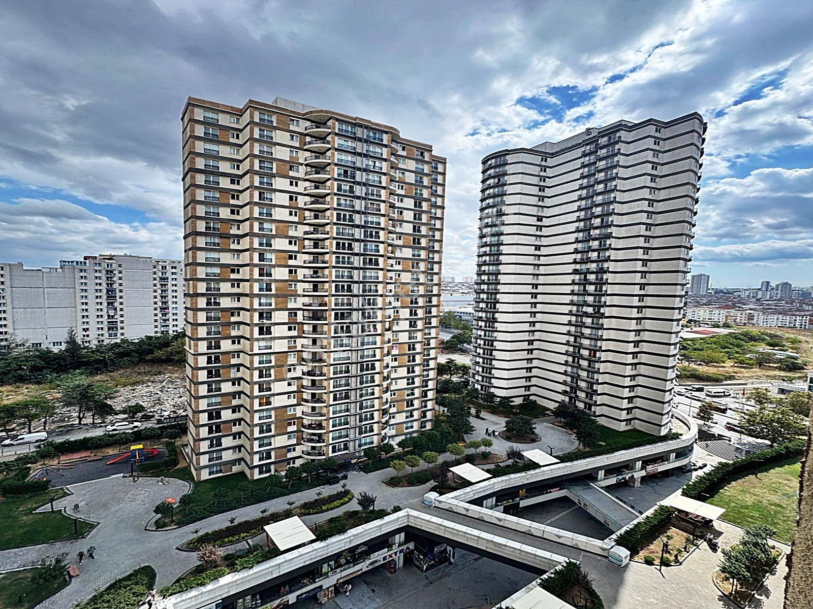 Cadde34'den Merkezi Konumda Havuzlu, Açık&kapalı Otoparklı Site İçerisinde 1+1 Satılık Kelepir Daire