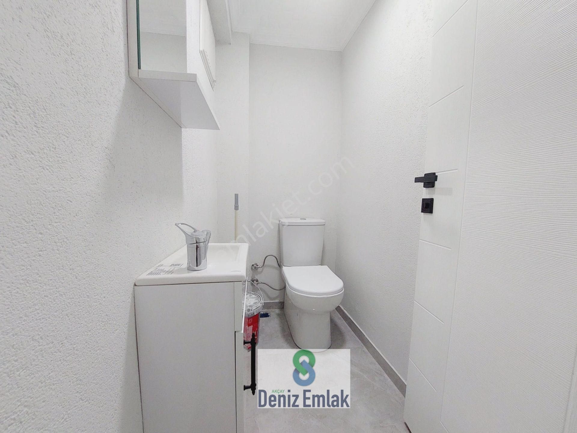 Denizden Akçayda Öncephe Arakat Ful Tadilatlı Satılık 3+1 Daire. - Görsel 12
