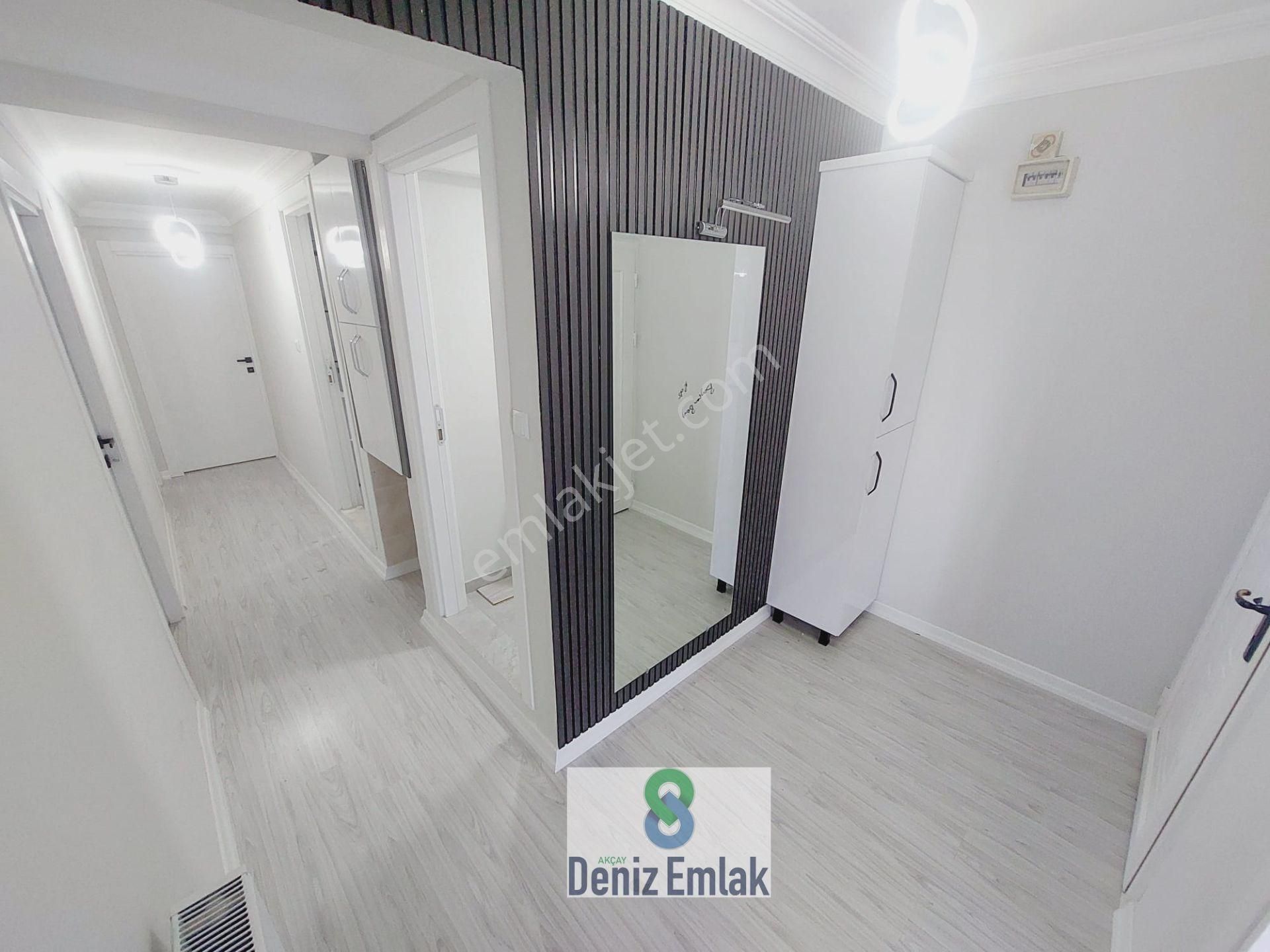 Denizden Akçayda Öncephe Arakat Ful Tadilatlı Satılık 3+1 Daire. - Görsel 4