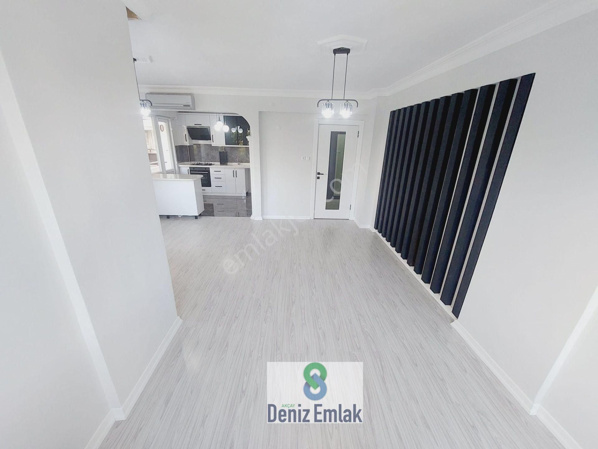 Denizden Akçayda Öncephe Arakat Ful Tadilatlı Satılık 3+1 Daire. - Görsel 32