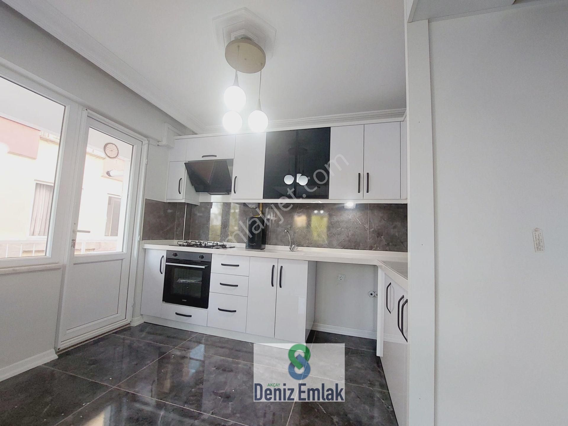 Denizden Akçayda Öncephe Arakat Ful Tadilatlı Satılık 3+1 Daire. - Görsel 24
