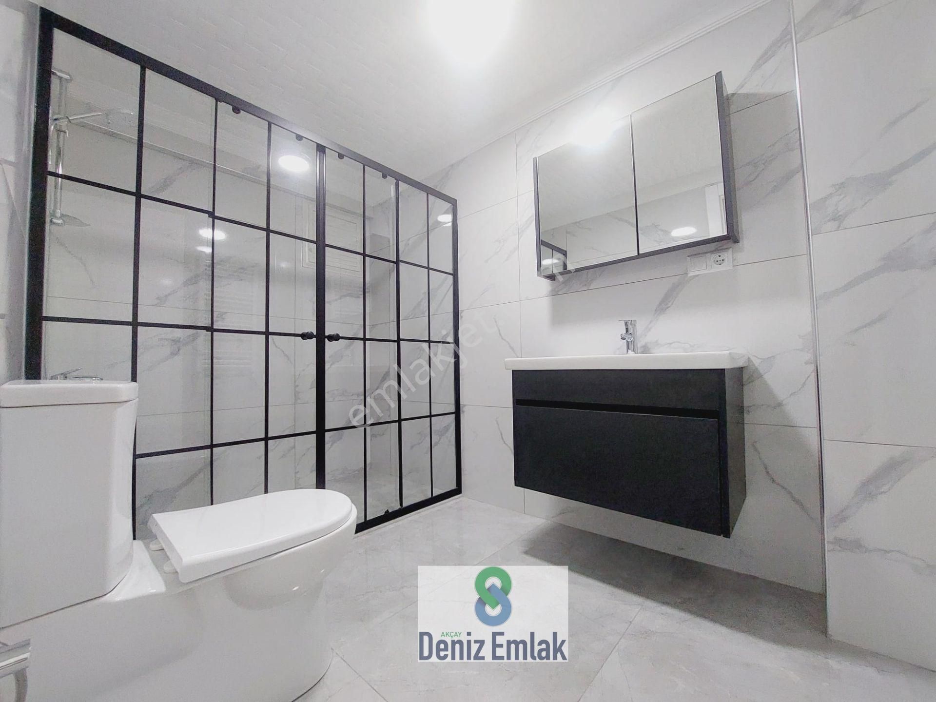 Denizden Akçayda Öncephe Arakat Ful Tadilatlı Satılık 3+1 Daire. - Görsel 18