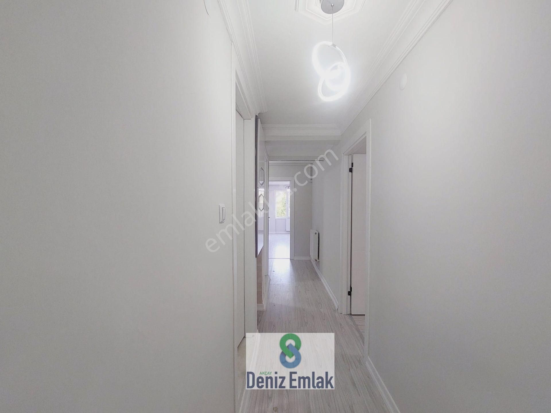 Denizden Akçayda Öncephe Arakat Ful Tadilatlı Satılık 3+1 Daire. - Görsel 33