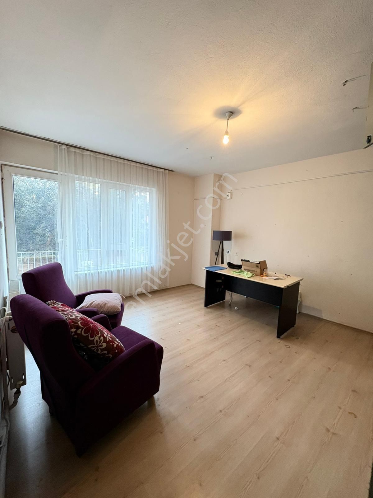 İstiklalde Diş Hastanesi Arkası Çift Balkonlu Satılık Daire - Görsel 3