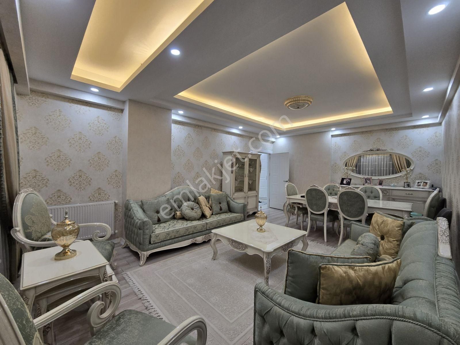 Yasin Batan'dan Güzel Konumda Arakat Temiz 4+1 Daire!