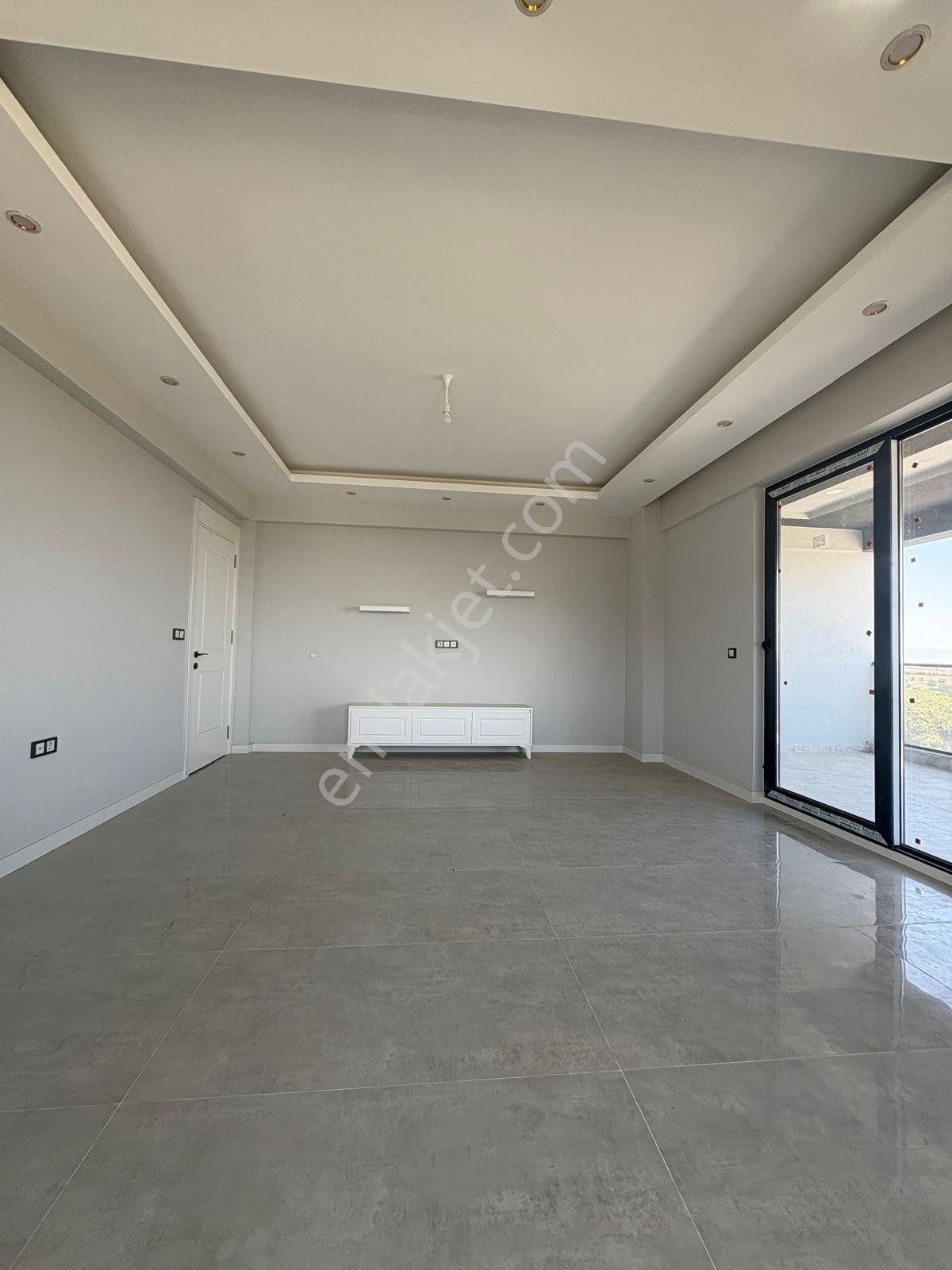 Karahasanlı Mahallesi’nde Satılık 3+1 170m2 Daire D71