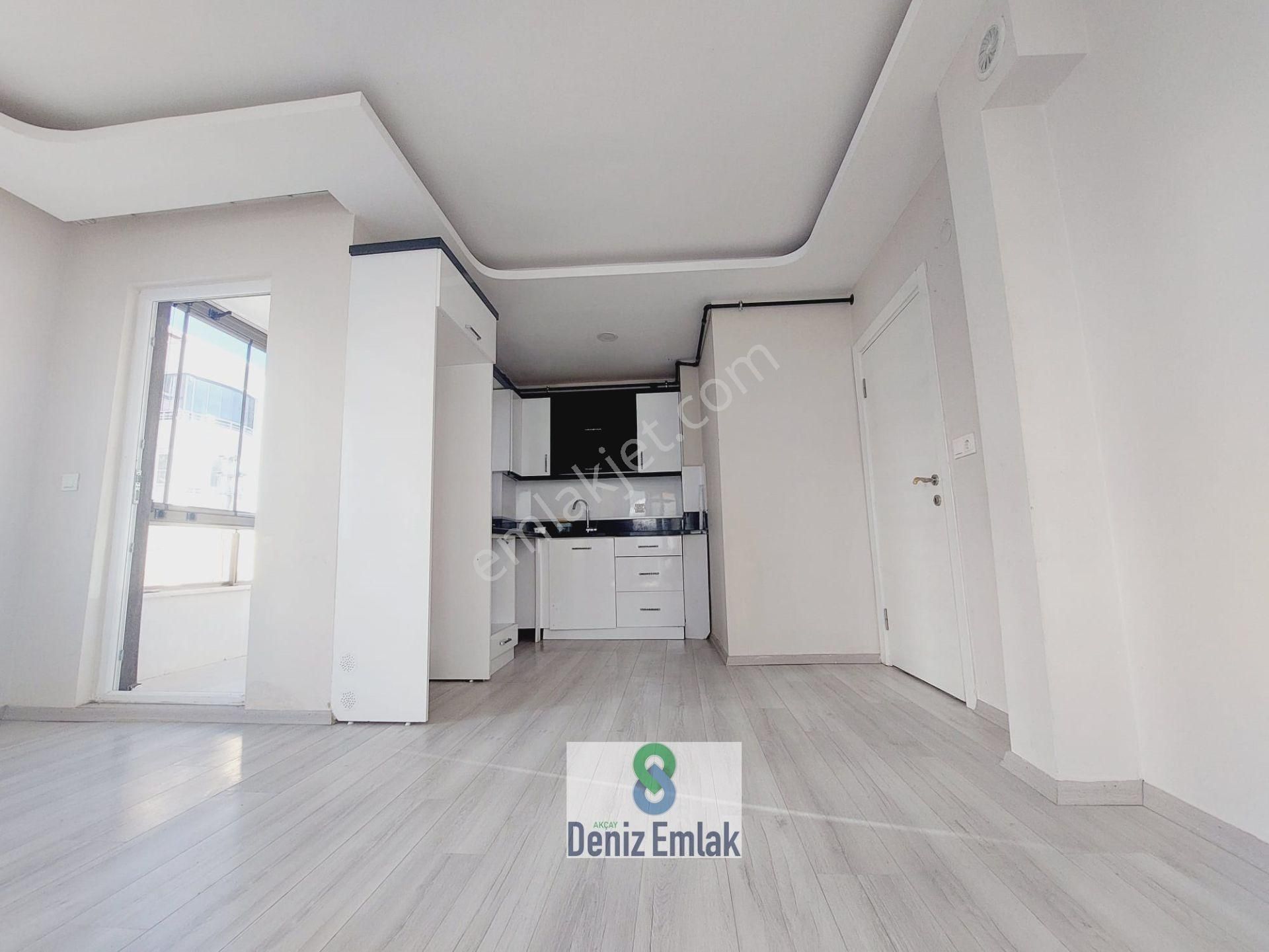 Denizden Akçayda Denize 250 M Öncephe Asansörlü Satılık 2+1 Daire. - Görsel 19