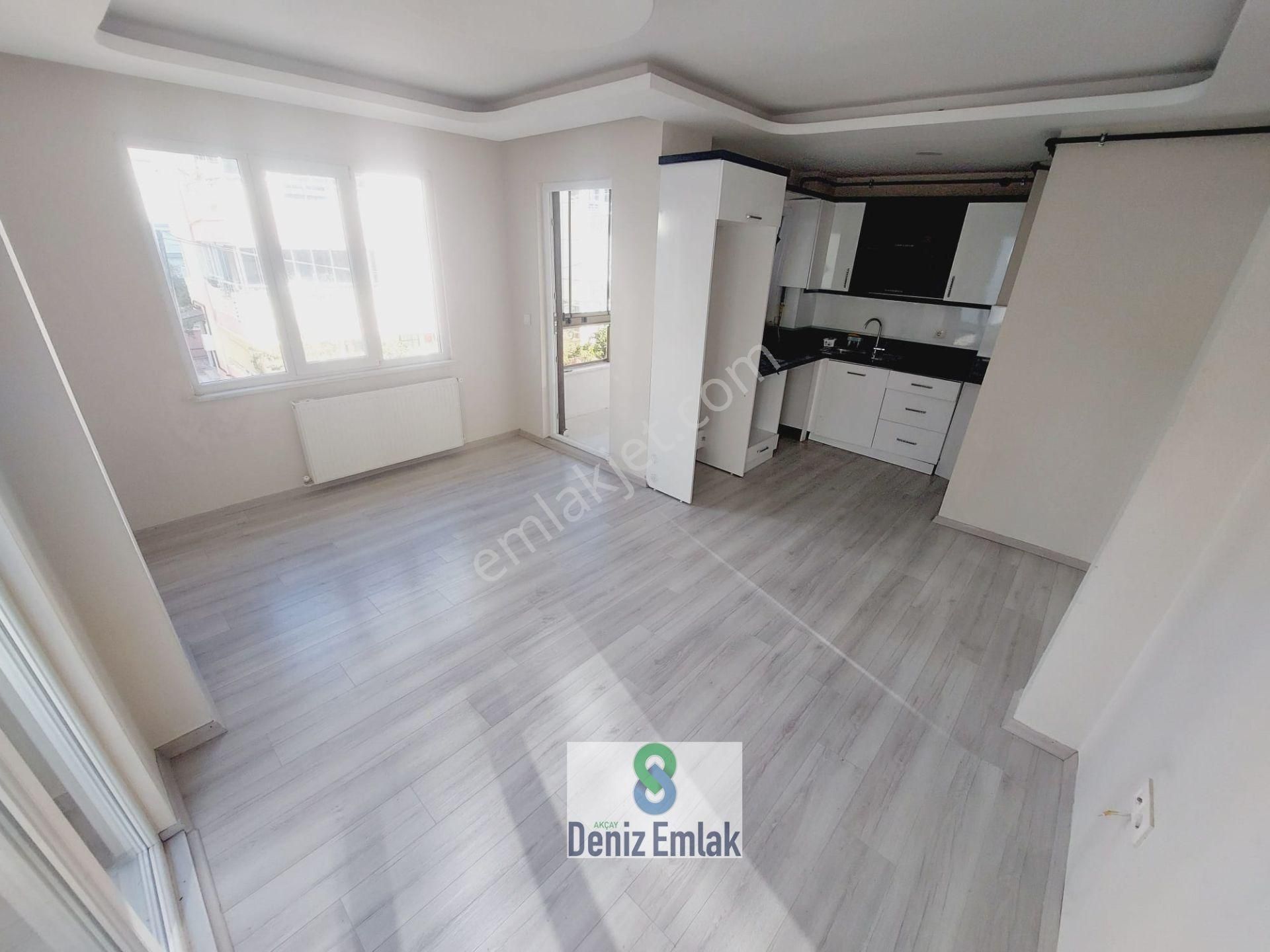 Denizden Akçayda Denize 250 M Öncephe Asansörlü Satılık 2+1 Daire. - Görsel 2
