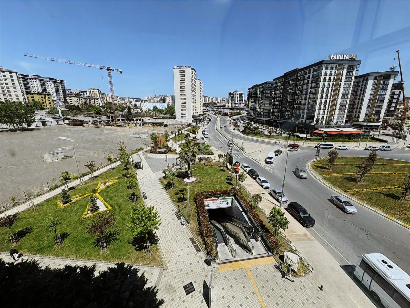 Marmara Hastanesi Karşısında Metro Girişinde Güvenlikli Stüdyo - Görsel 28