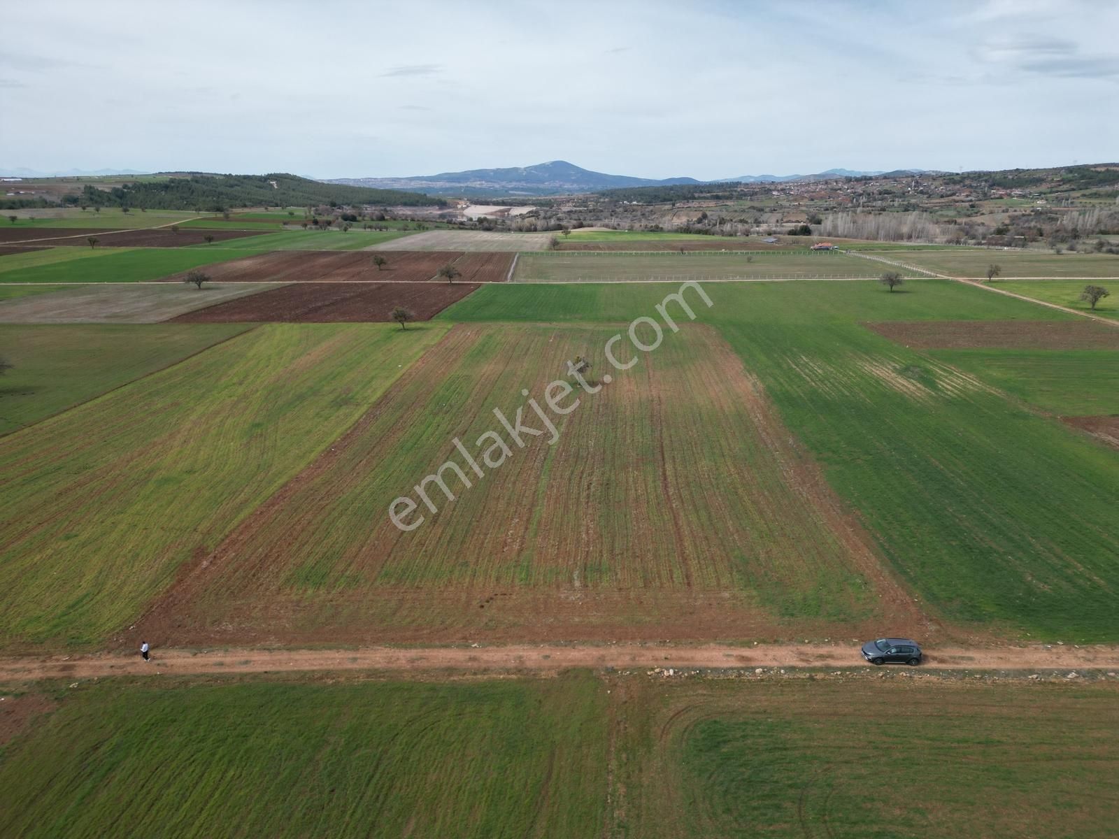 Net Premium'dan Tavas Karahisar'da Baraj Manzaralı Satılık Tarla