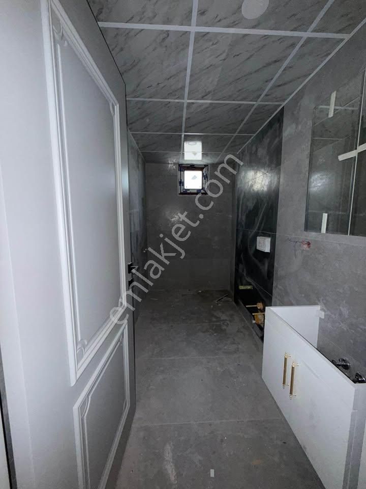 Elisa Gyo//mimsin Ana Cadde Üzeri Yol Cepheli 2+1 Kombili Daire - Görsel 6