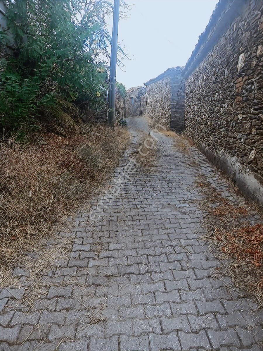 Tıre 4 Km Uzaklıkta Müstakil Ev - Görsel 10