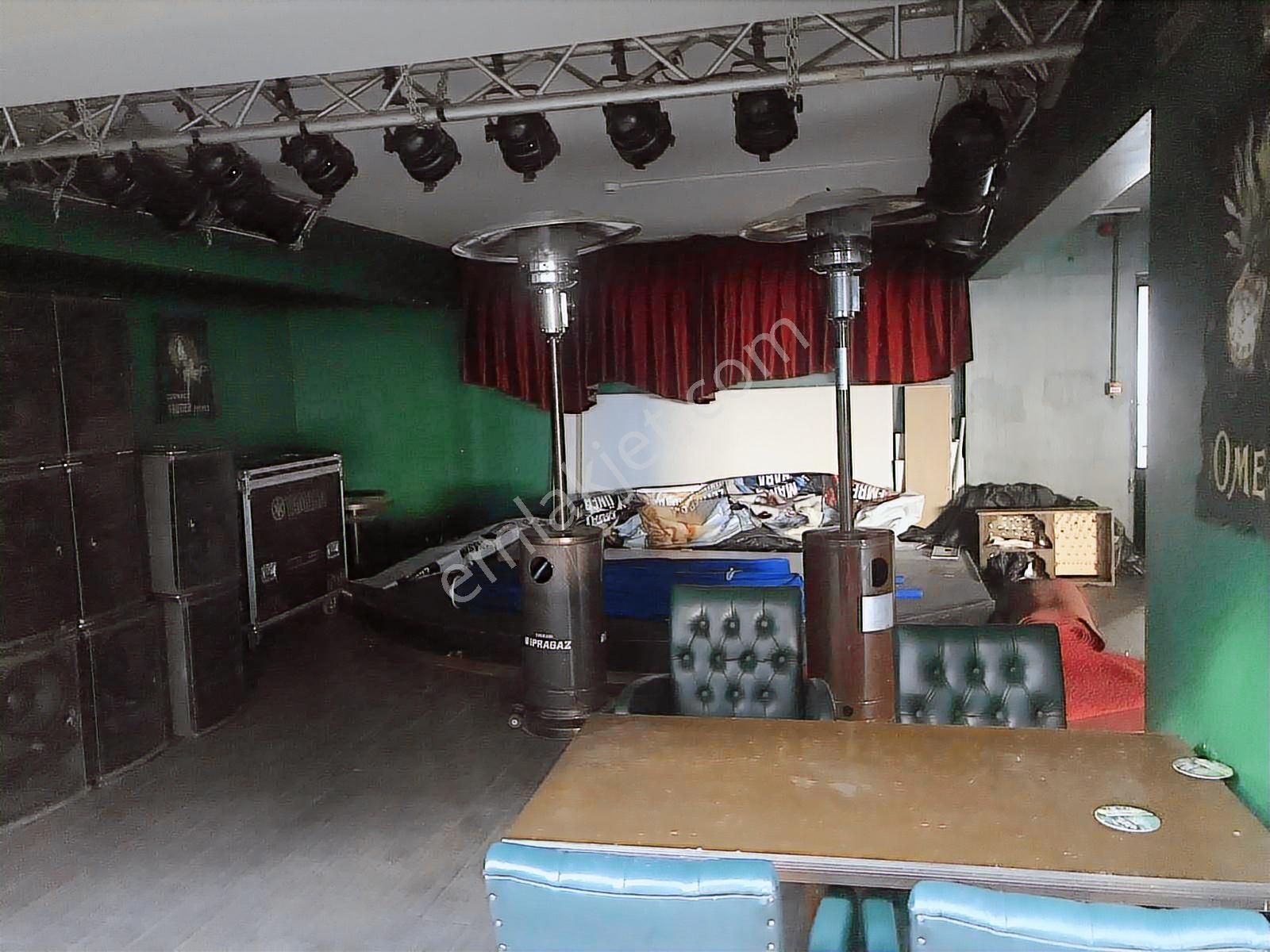 Kavaklıderede 4 Katlı 2000m2 Alkol Ruhsatlı Yüksek Kiracılı Mülk - Görsel 15