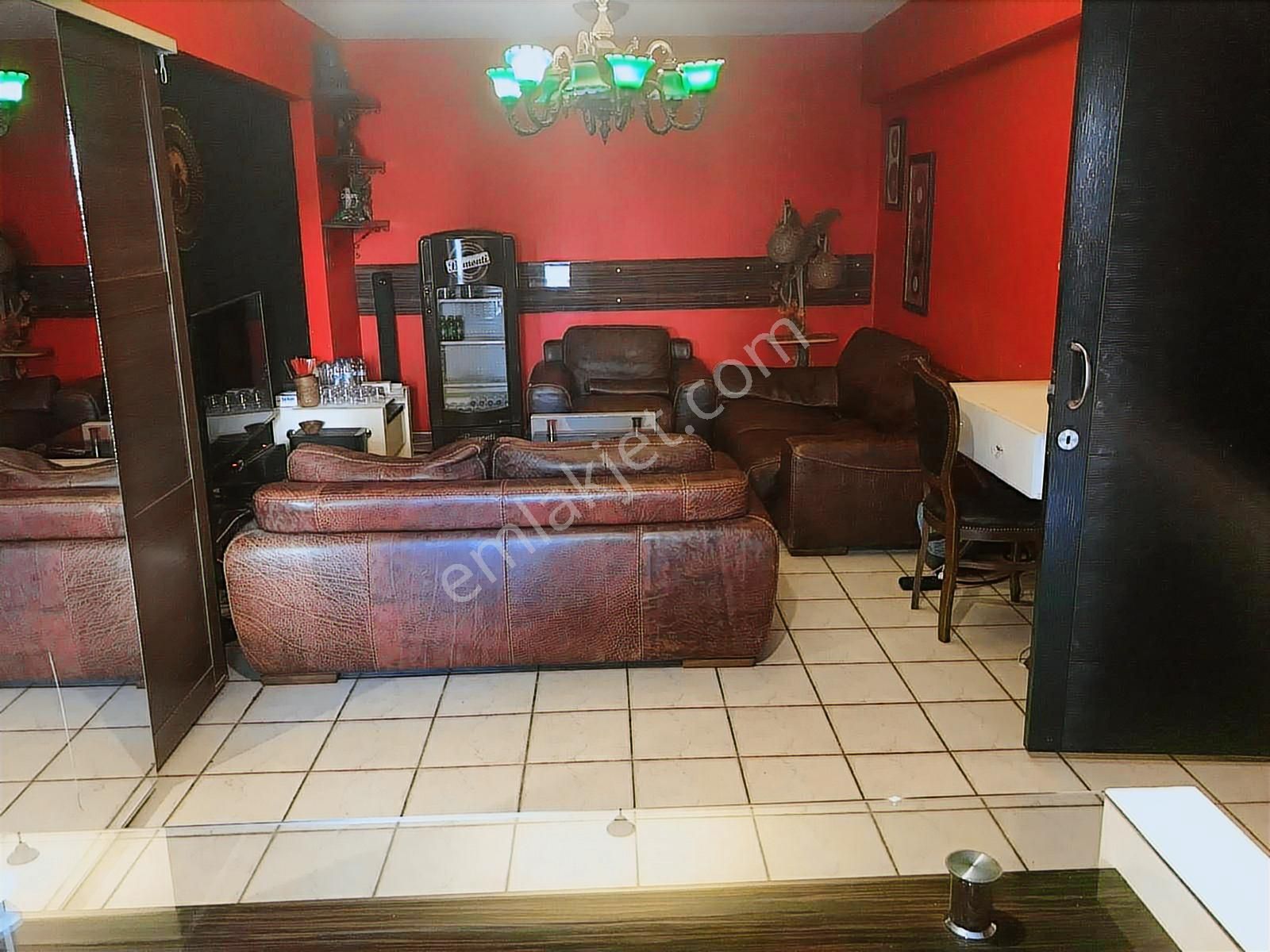 Kavaklıderede 4 Katlı 2000m2 Alkol Ruhsatlı Yüksek Kiracılı Mülk - Görsel 11