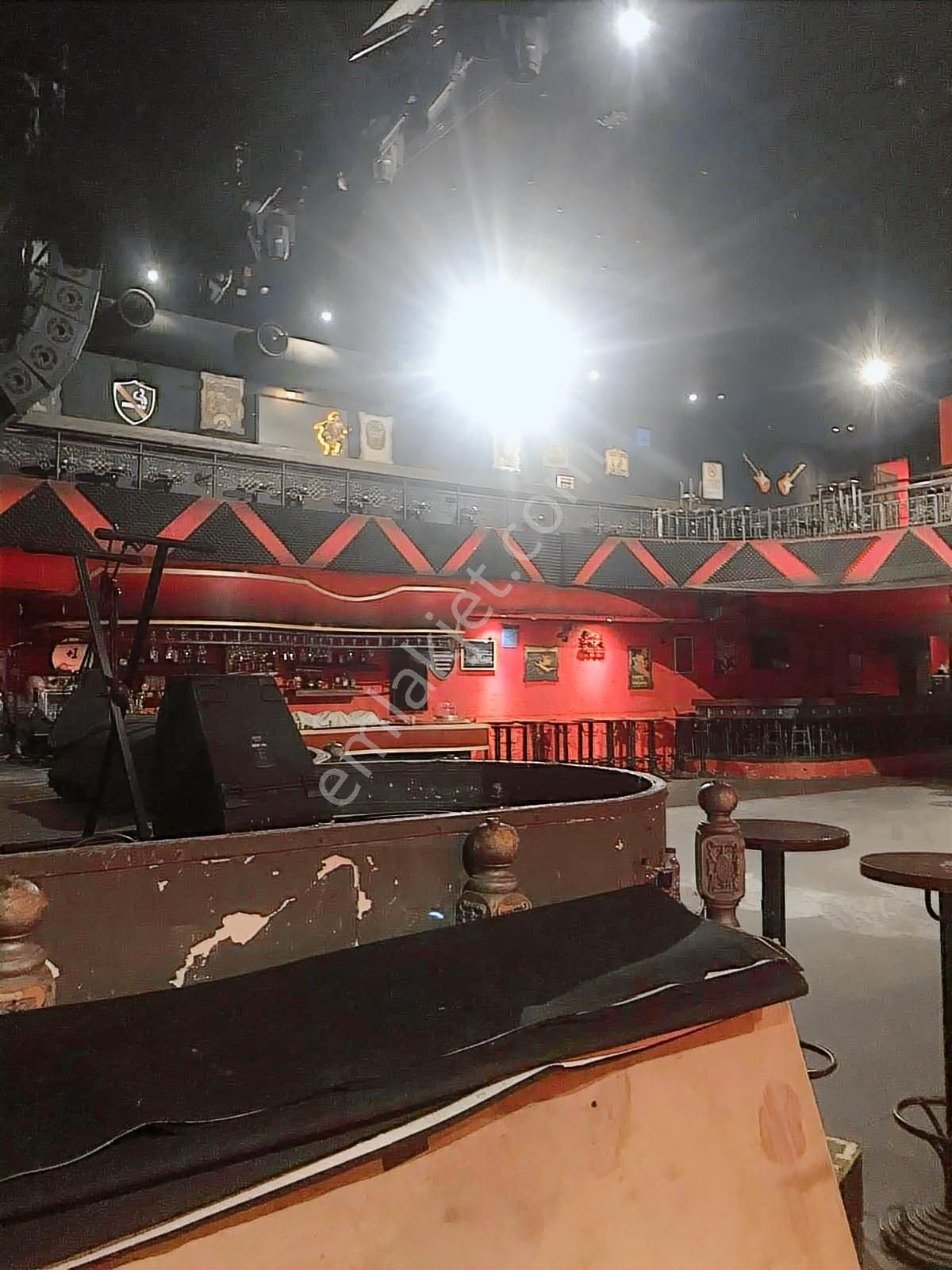 Kavaklıderede 4 Katlı 2000m2 Alkol Ruhsatlı Yüksek Kiracılı Mülk - Görsel 20