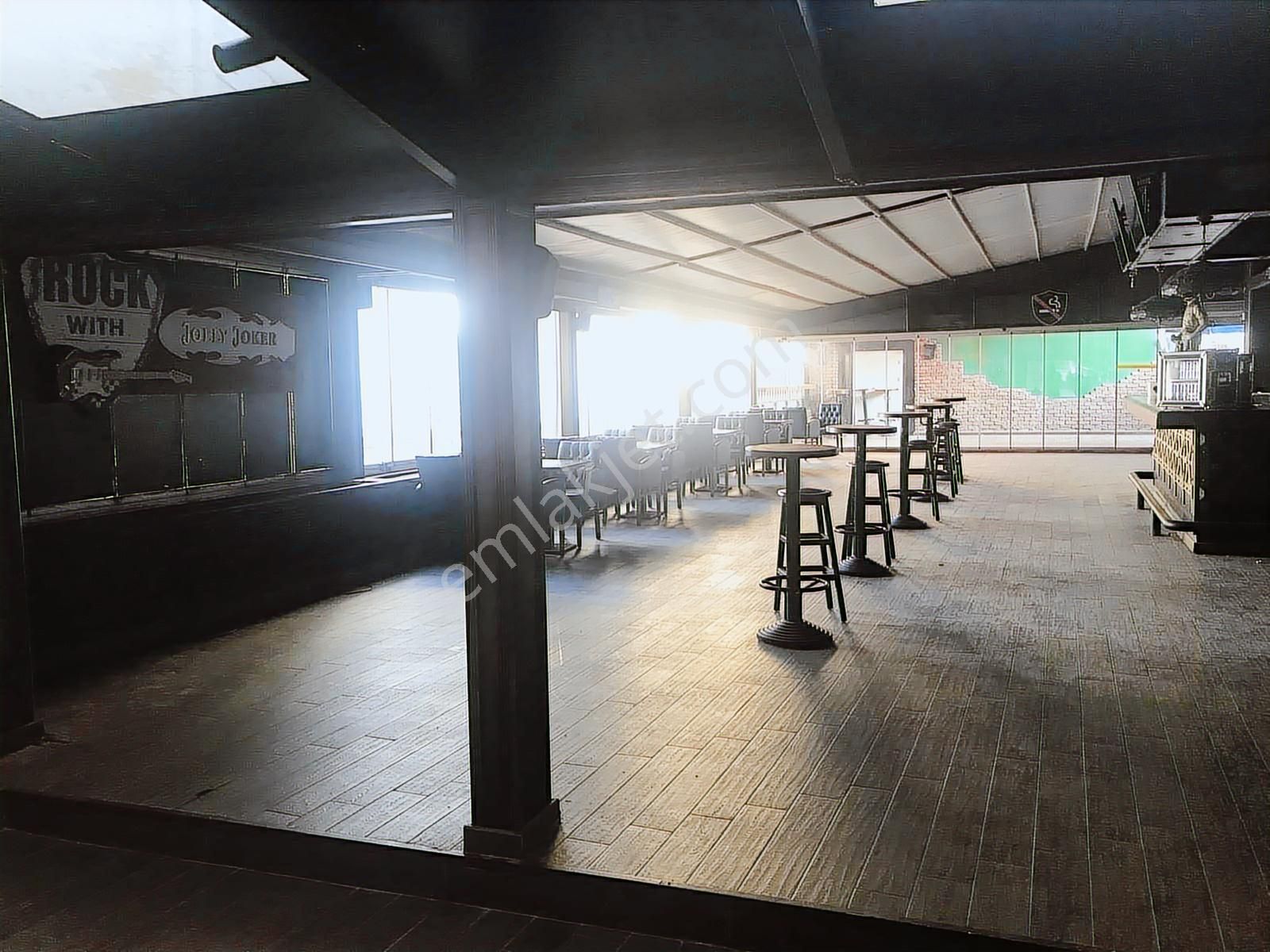 Kavaklıderede 4 Katlı 2000m2 Alkol Ruhsatlı Yüksek Kiracılı Mülk - Görsel 13