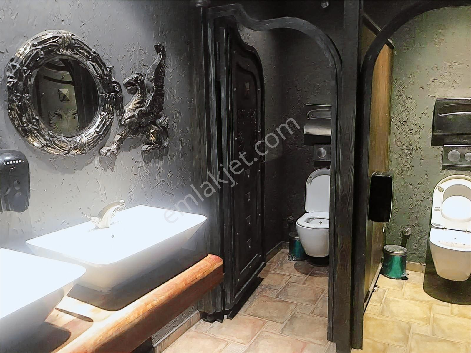 Kavaklıderede 4 Katlı 2000m2 Alkol Ruhsatlı Yüksek Kiracılı Mülk - Görsel 34