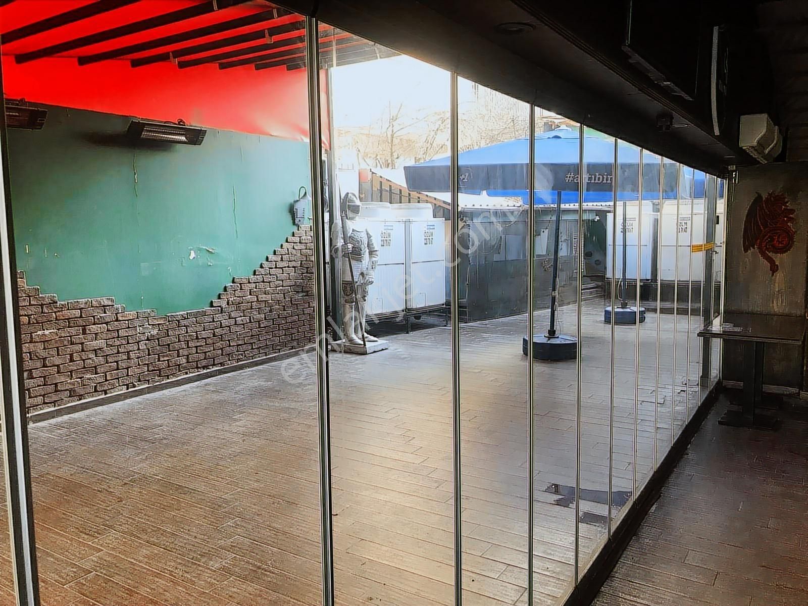 Kavaklıderede 4 Katlı 2000m2 Alkol Ruhsatlı Yüksek Kiracılı Mülk - Görsel 31