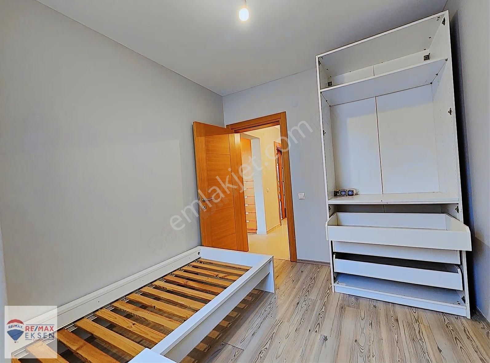 Sinpaş Central Life Oğuz Yanık 3+1 110 M2 Boş Satılık Bahçe Katı - Görsel 12