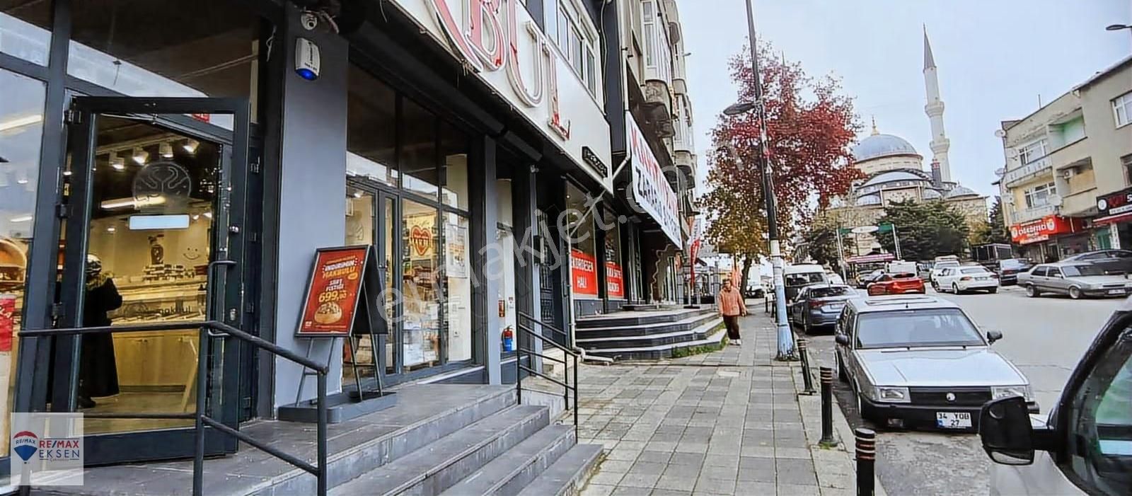 Ümraniye Elmalıkentte Kiralık Depolu Mağaza-dükkan-işyeri 380 M2 - Görsel 10