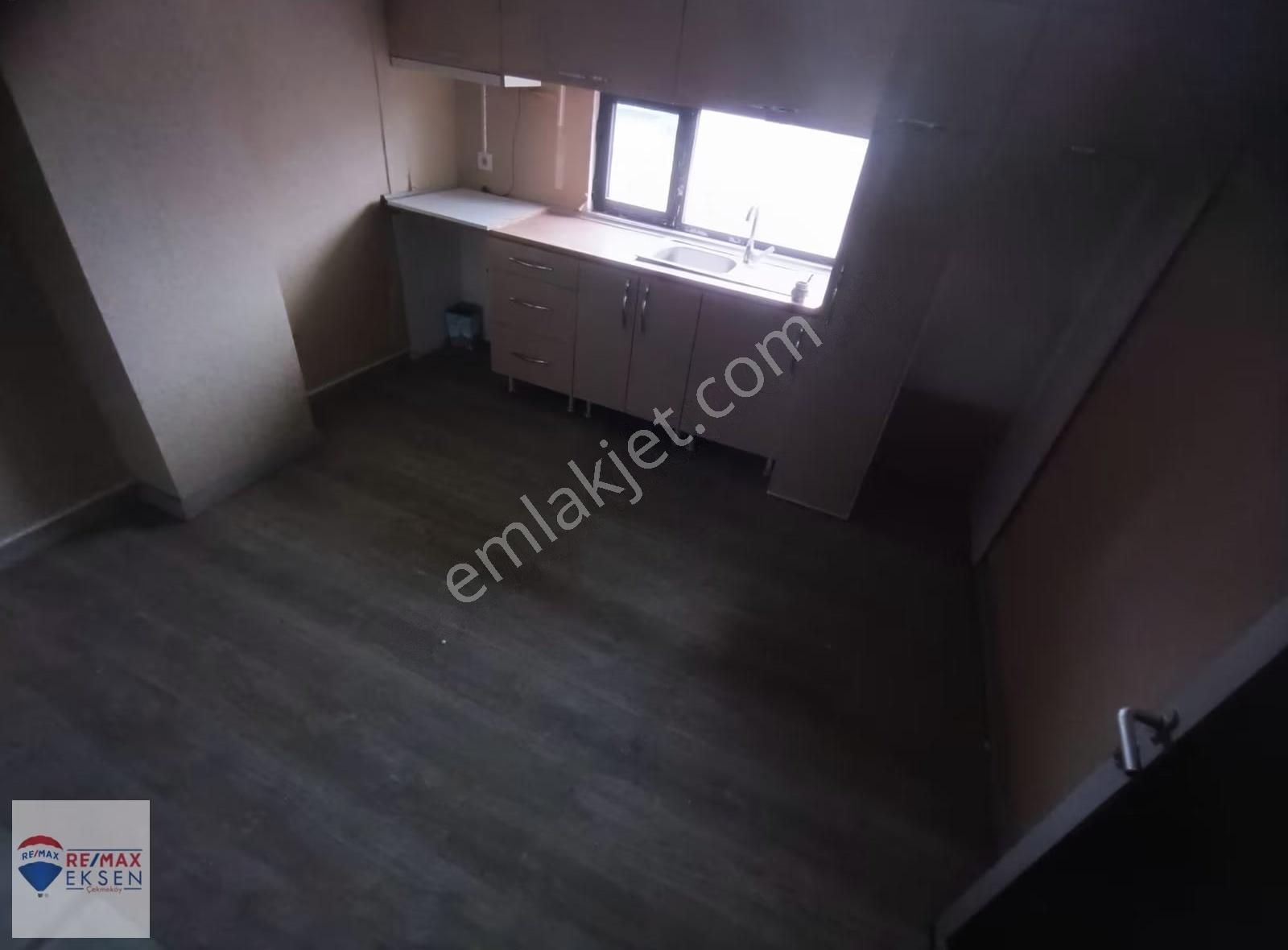 Ümraniye Elmalıkentte Kiralık Depolu Mağaza-dükkan-işyeri 380 M2 - Görsel 16