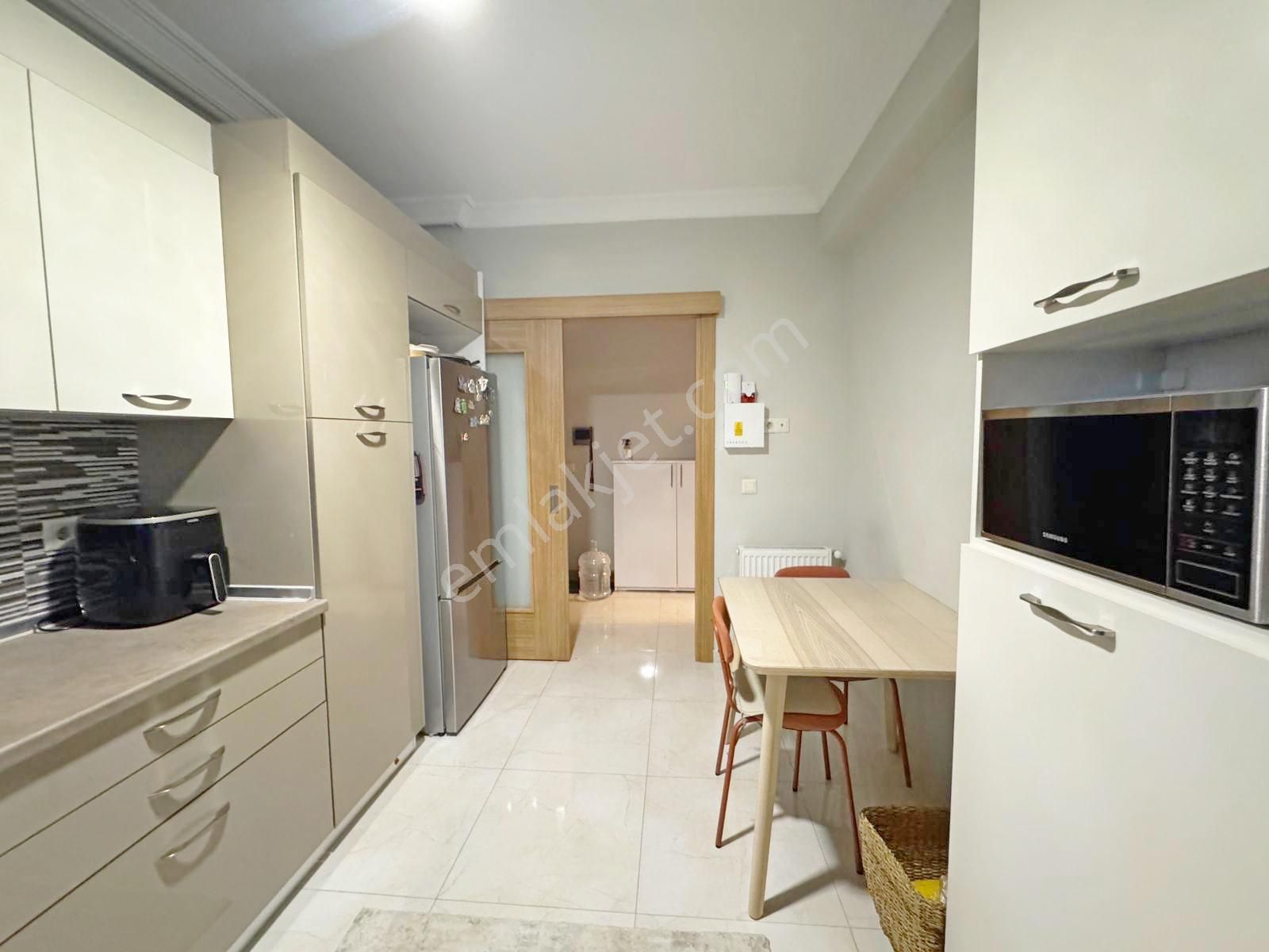 Sahrayıcedit Palmiye Konutları 110m2 Net Balkonlu E.banyolu 3+1 - Görsel 9