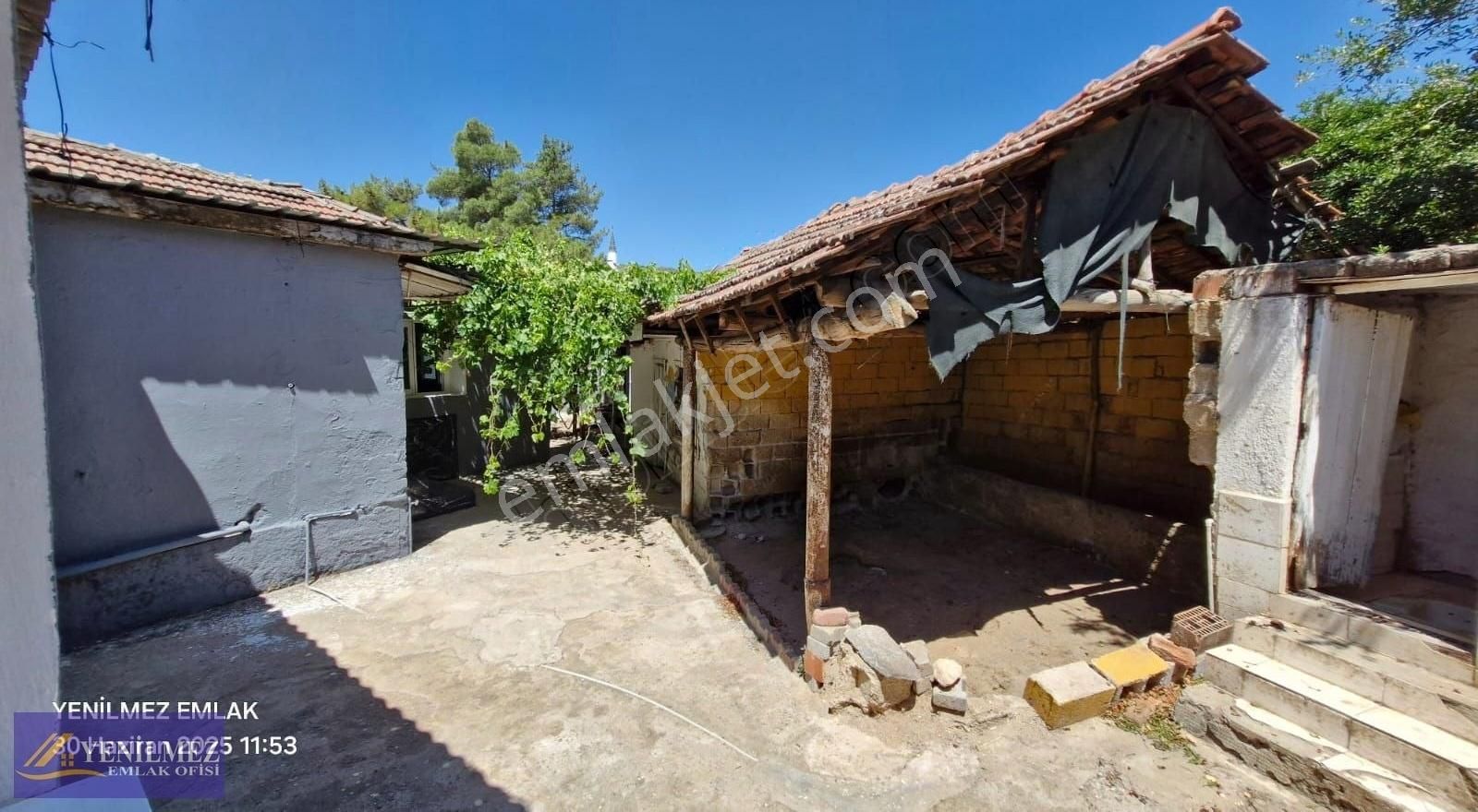 249 M² Avlulu Müstakil Kargir Ev - Görsel 17