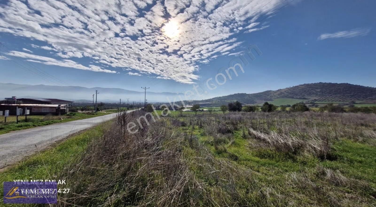 Yenilmez Emlaktan Asfalt Yola Cepheli Satılık Tarla - Görsel 17