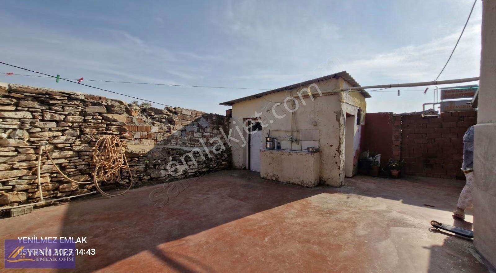 Bayındır Merkez Satılık Masrafsız Müstakil Ev - Görsel 7