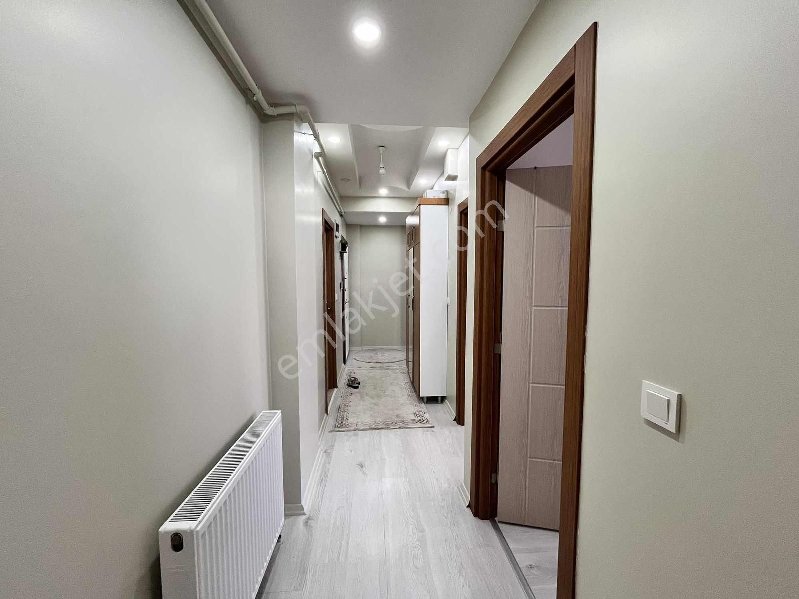 Tuğradan Cemal Gürsel Bul. Cephe 2+1 İskanlı Satılık Daire - Görsel 18
