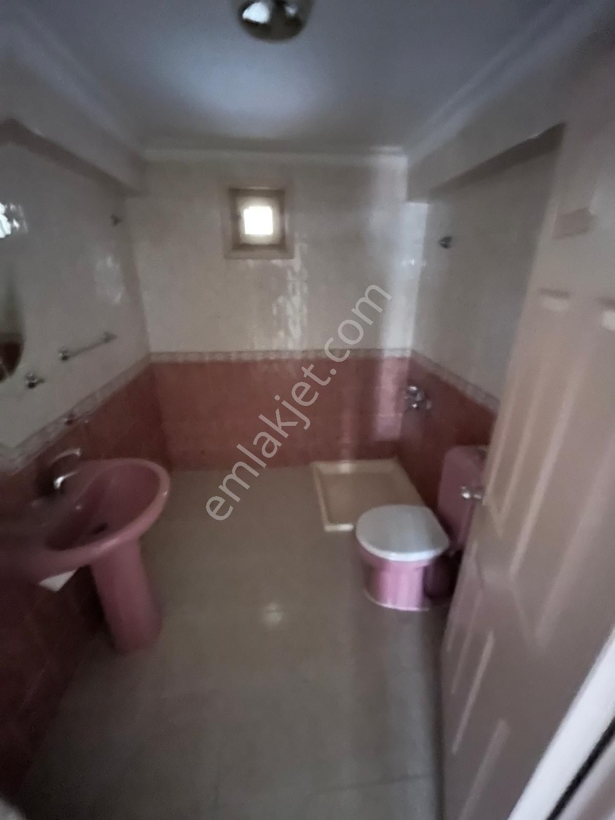 Aydınlıkevler Merkezde Geniş 2+1 (3+1) Den Dönüşme Bahçe Katı Satılık - Görsel 27