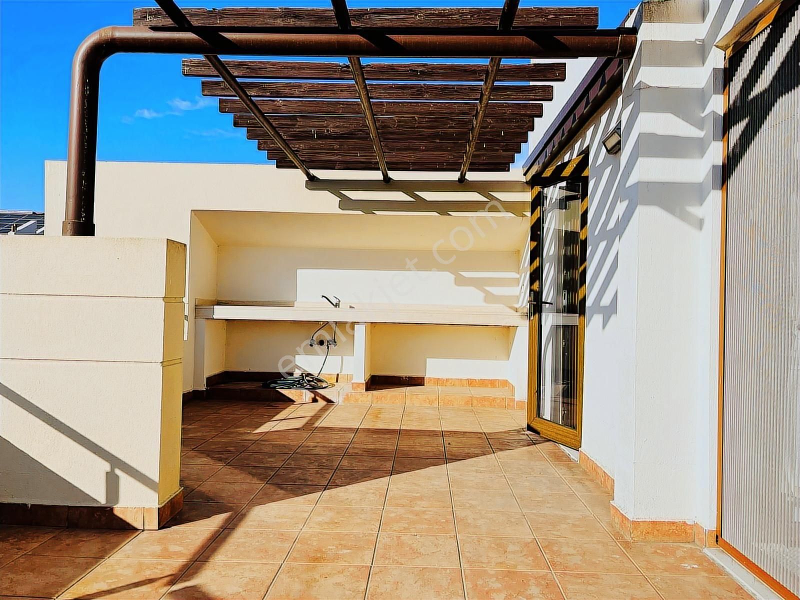 **silivri Sinpaş Sealybria Sitesinde Satılık Pruva Tipi Villa** - Görsel 11