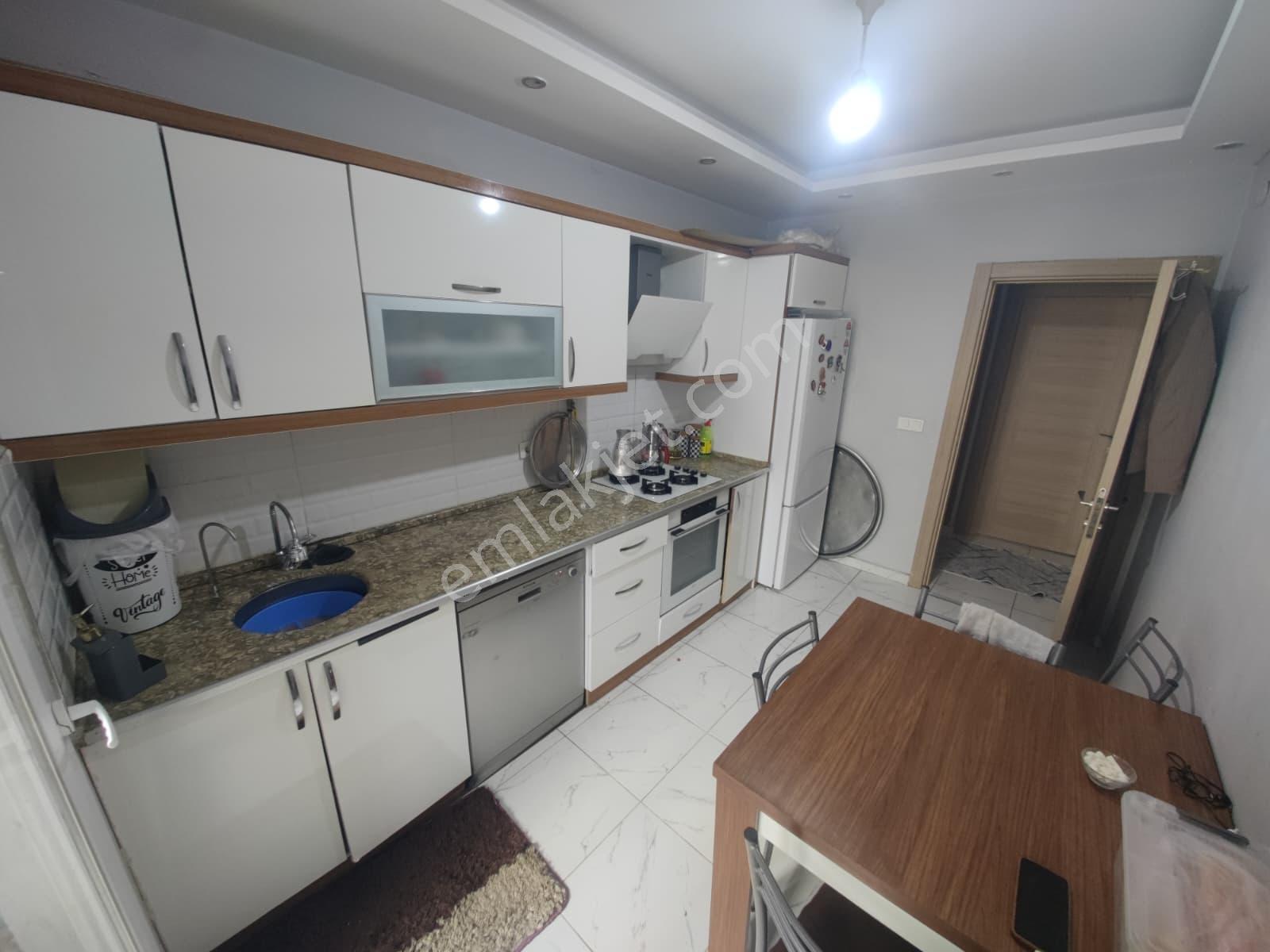 🏡atatürk Mahallesi 🏡 ✅2+1 98 M2 3 Katlının Zemin Katı ❇️fullözelikli Balkonlu ❇️kapalı Mutfak