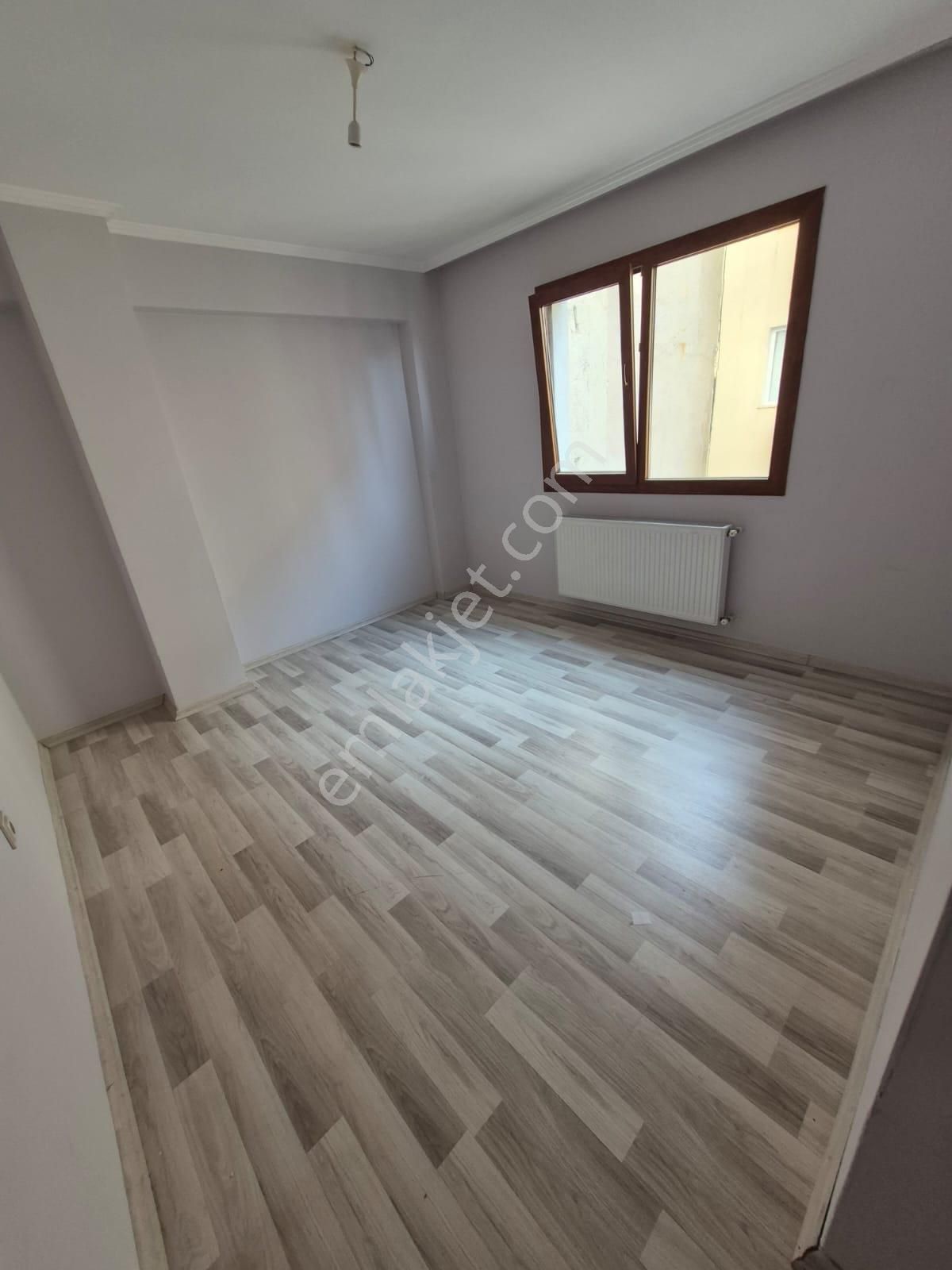 Buca Laleli Mahallesinde/uçanyolyanı/10yıllık/izbana Yakın/421 Sokakda//90m2/2+1 Arakat//dair - Görsel 15