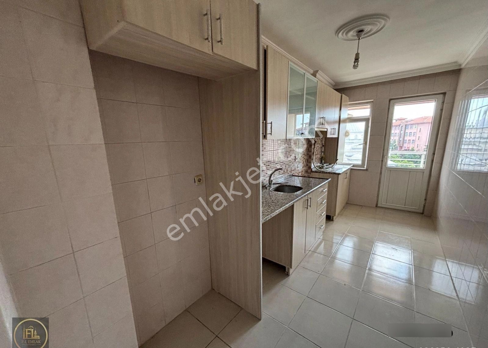 F-l Emlaktan Emaar Avm Libadiye Yakını 3+1 Elit Sitede Önü Açık Ferah - Görsel 8