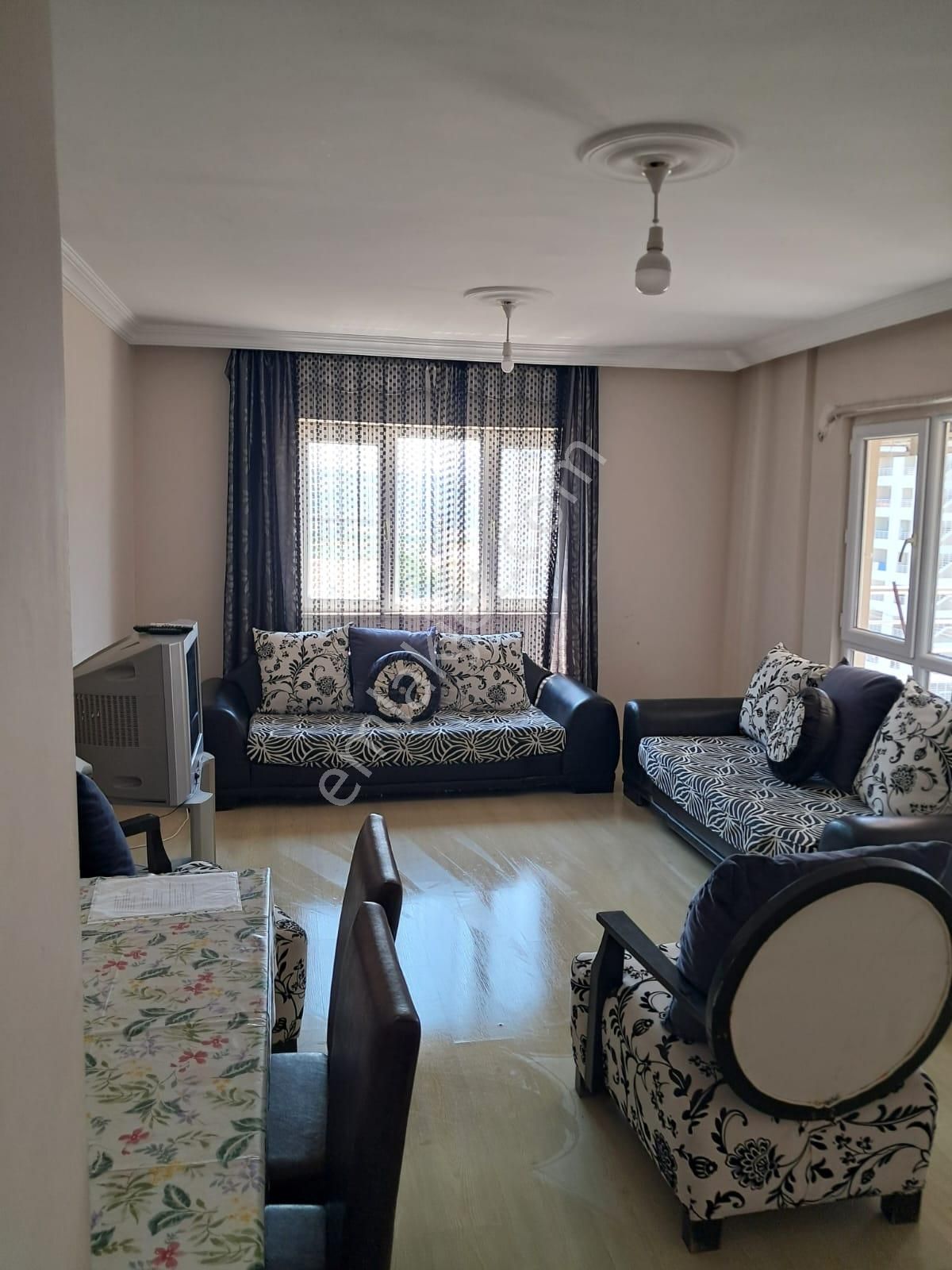 Remax Arma’dan, Kuşadası Değirmendere Uydukentte, Eşyalı, 2+1, Kiralık Daire - Görsel 2