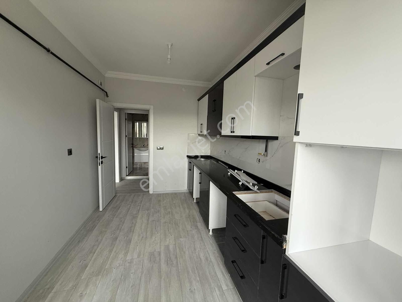 Sinan Emlaktan 3+1 130 M2 Site İçi Ara Kat Daire - Görsel 6