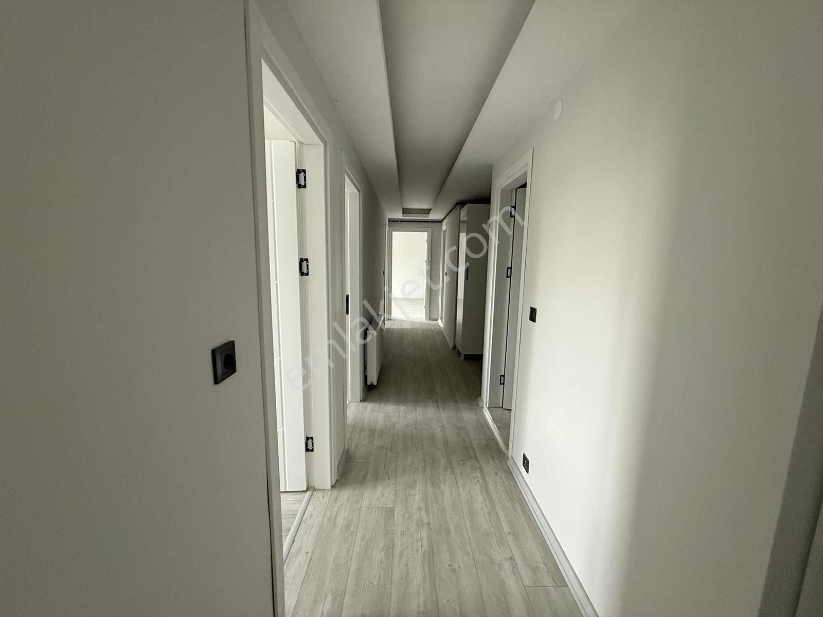 Sinan Emlaktan 3+1 130 M2 Site İçi Ara Kat Daire - Görsel 15