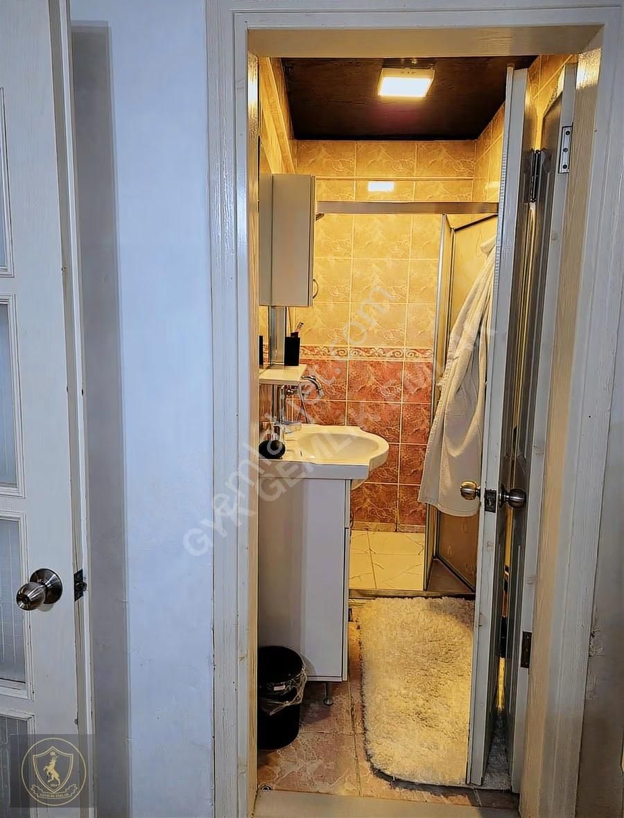 Gemlik Emlaktan Deniz Manzaralı Eşyalı Kiralık - Görsel 11
