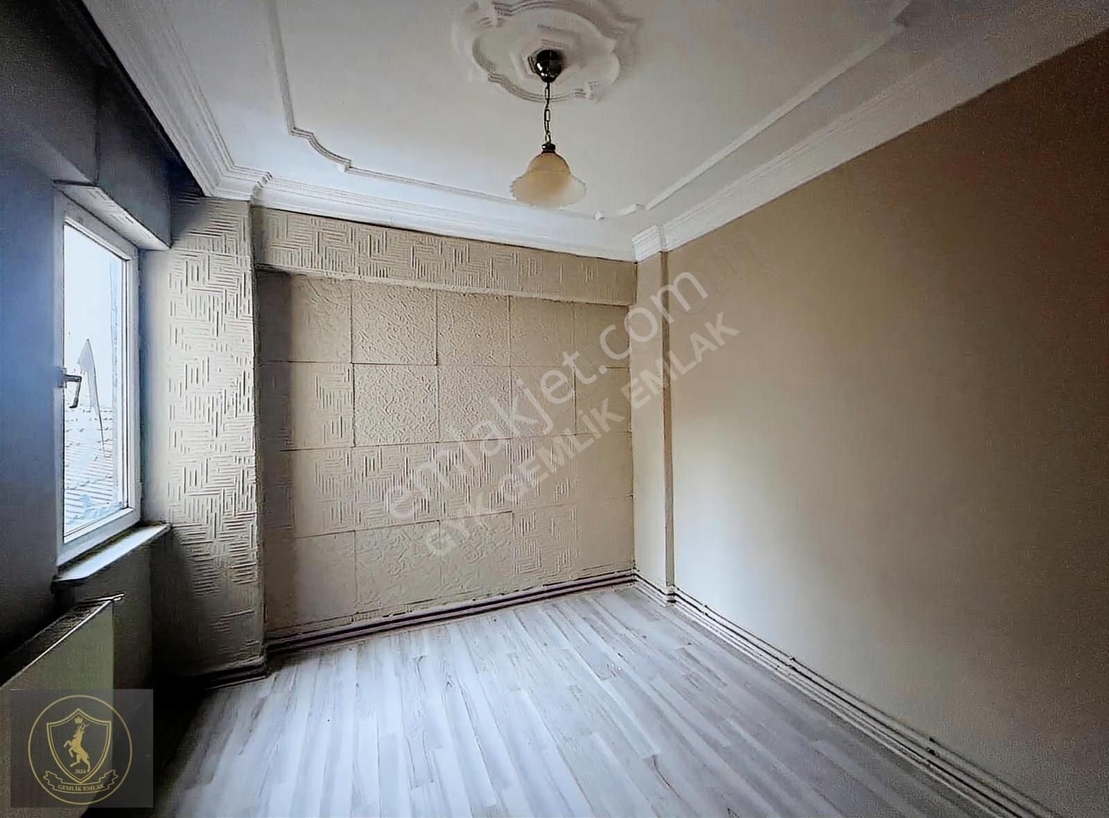 Gemlik Emlaktan Satılık Merkezde Deniz Manzaralı 2+1 Daire - Görsel 24