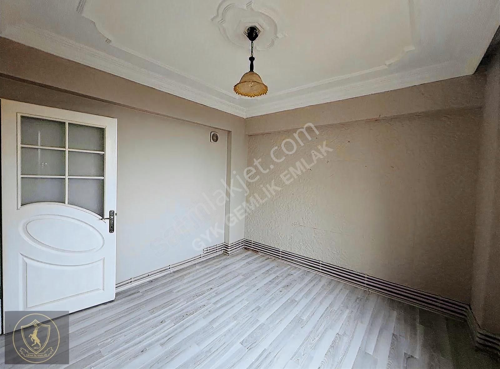 Gemlik Emlaktan Satılık Merkezde Deniz Manzaralı 2+1 Daire - Görsel 18